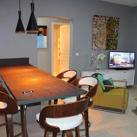T3 Luxury And Private Garden * Porto Vecchio